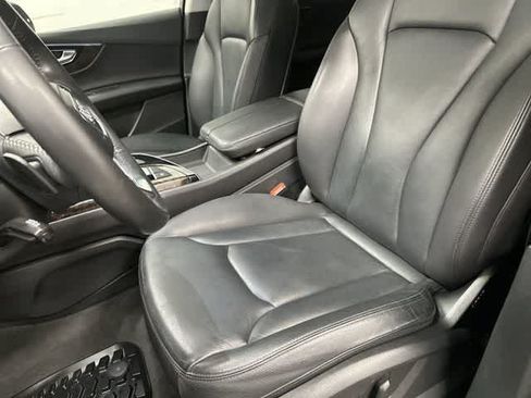 Used 2018 Audi Q7 3.0T Premium Plus AWD/4WD image 10