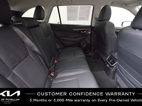 Used 2025 Subaru Outback Limited image 14