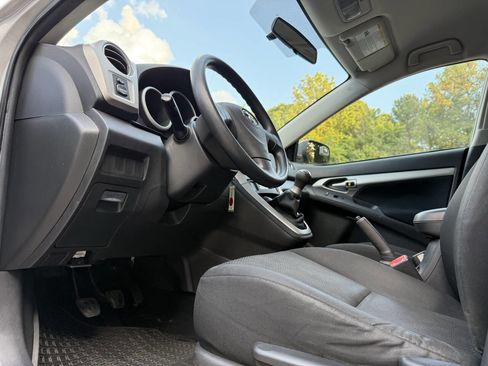 Used 2009 Toyota Matrix image 28