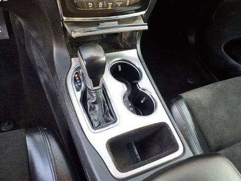 Certified 2021 Jeep Grand Cherokee Laredo X image 21