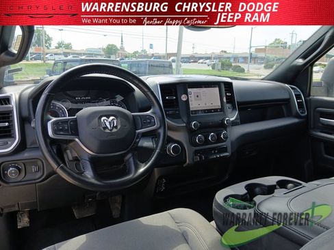 Used 2024 RAM 2500 Big Horn AWD/4WD image 15