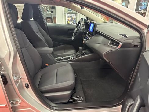 Used 2024 Toyota Corolla LE FWD image 16