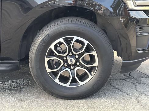 Used 2024 Ford Expedition Max XLT image 38