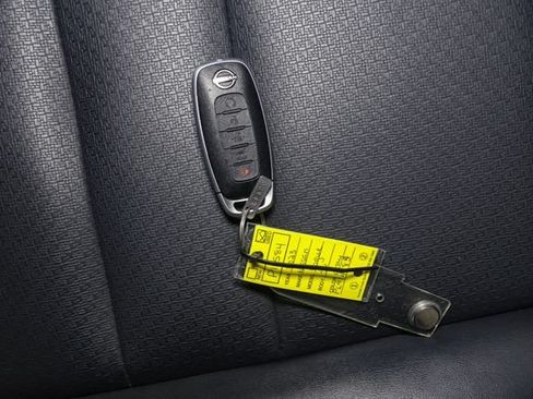 Used 2023 Nissan Rogue SV w/ SV Premium B Package AWD/4WD image 38
