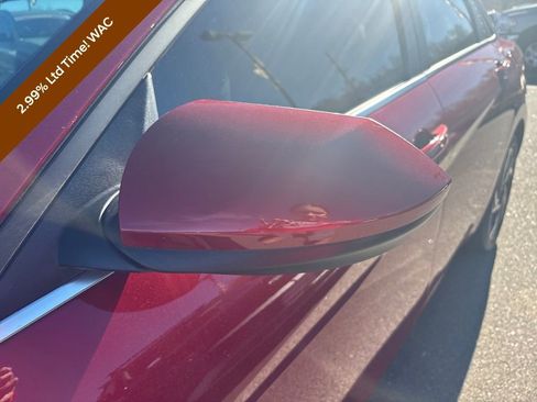 Certified 2024 Hyundai Elantra SEL w/ Convenience Package image 17