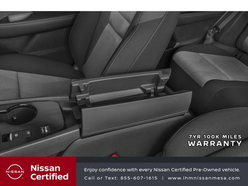 Certified 2025 Nissan Rogue SV FWD image 9