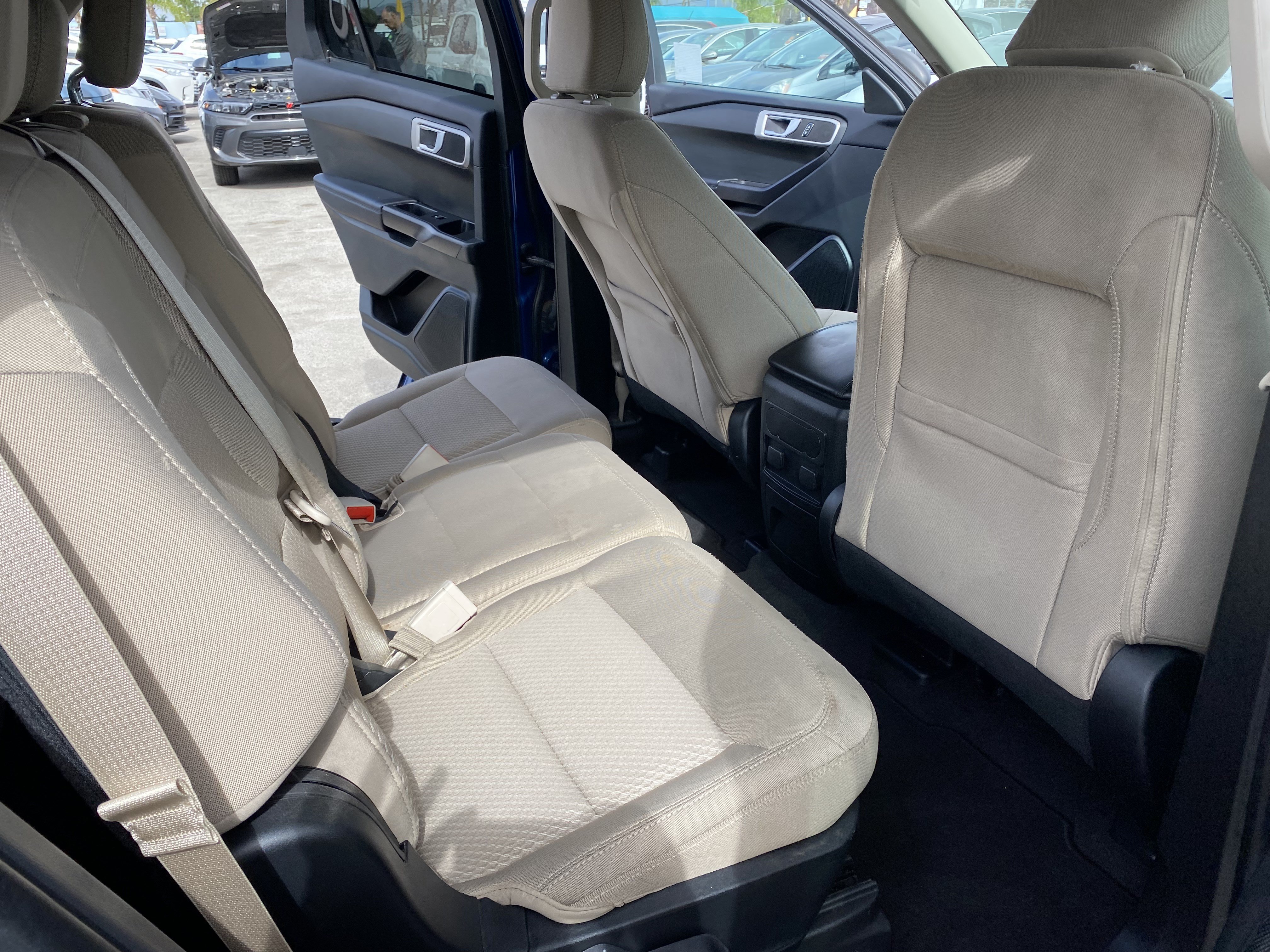 Used 2023 Ford Explorer 2WD image 21