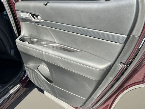 Used 2023 Hyundai Palisade Limited image 17