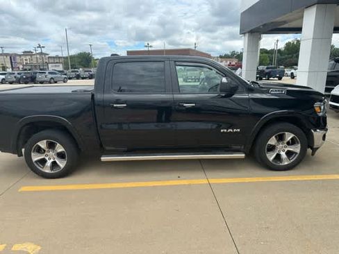 Used 2021 RAM 1500 Laramie AWD/4WD image 2