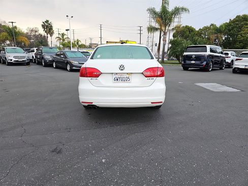 Used 2012 Volkswagen Jetta SE image 6