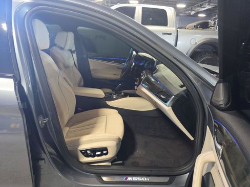 Used 2019 BMW M550i xDrive w/ Premium Package 2 AWD/4WD image 10