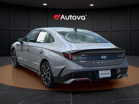 Used 2025 Hyundai Sonata SEL FWD image 3
