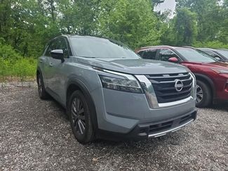 Certified 2024 Nissan Pathfinder SL w/ SL Premium Package AWD/4WD video 1