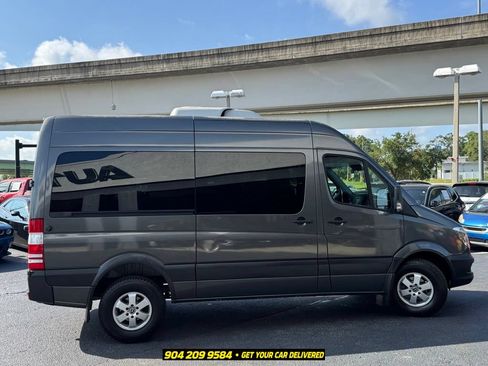 Used 2018 Mercedes-Benz Sprinter 2500 image 8