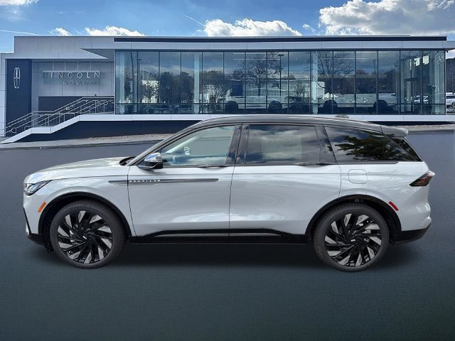 New 2026 Lincoln Nautilus Reserve AWD/4WD image 4