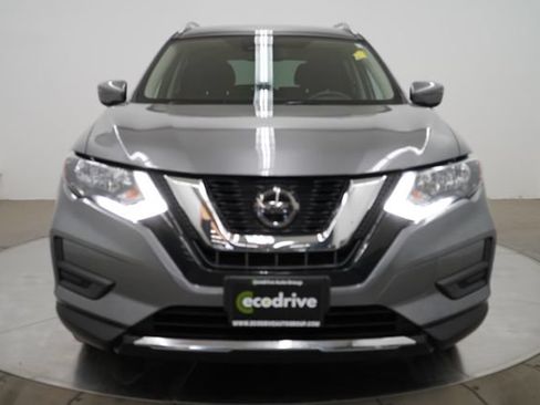 Used 2020 Nissan Rogue SV AWD/4WD image 2
