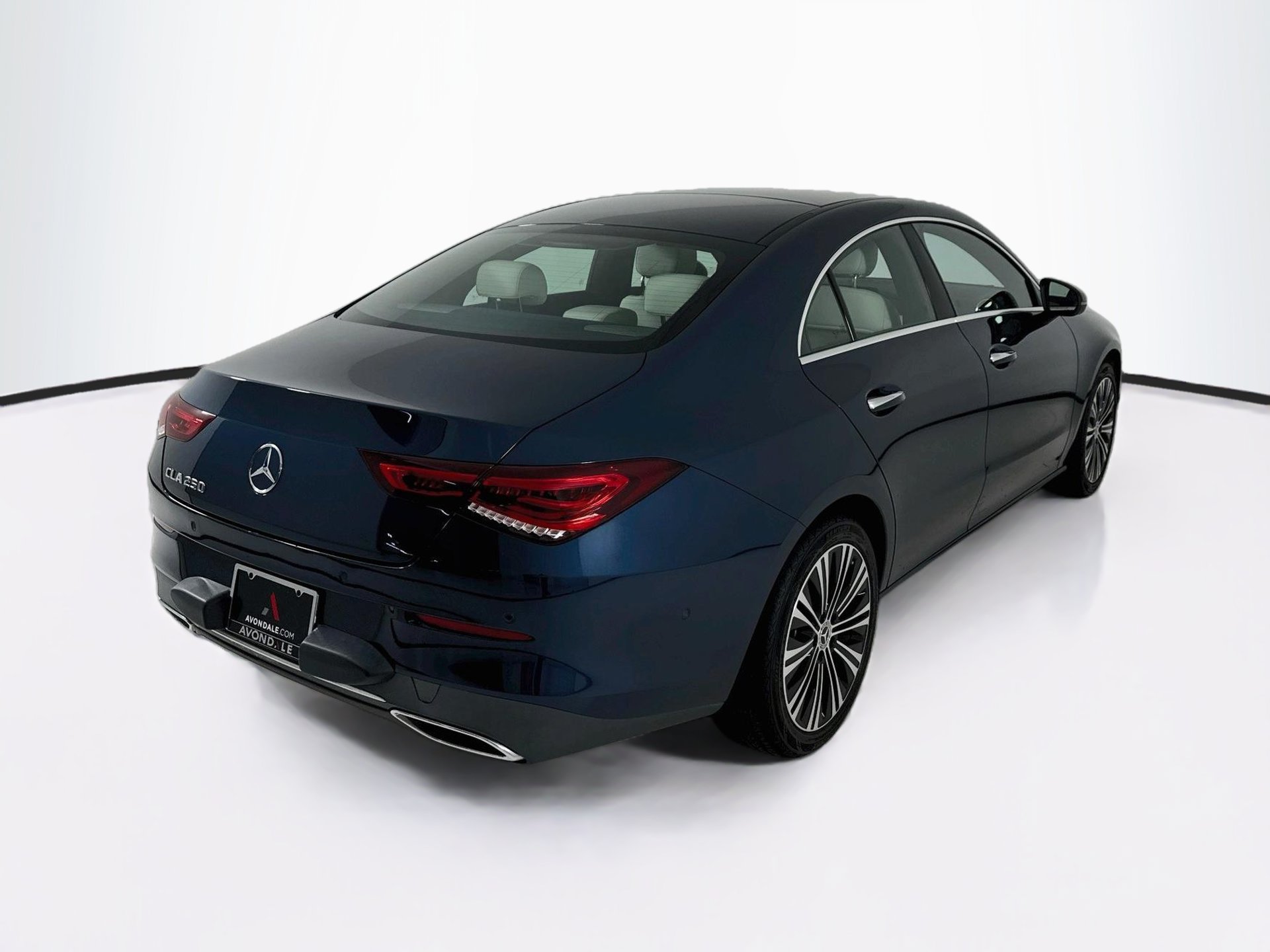 Used 2023 Mercedes-Benz CLA 250 image 8