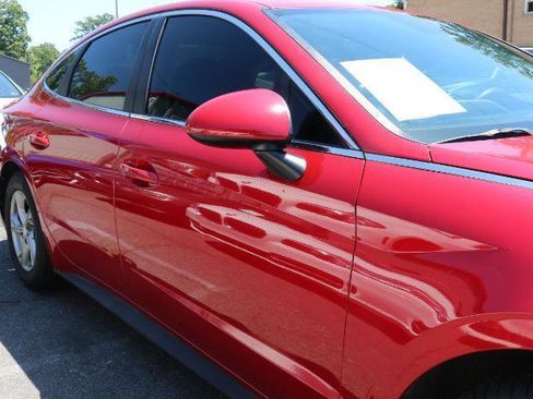 Used 2020 Hyundai Sonata SE w/ Cargo Package FWD image 3