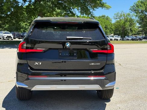 New 2026 BMW X1 xDrive28i w/ Convenience Package AWD/4WD image 4