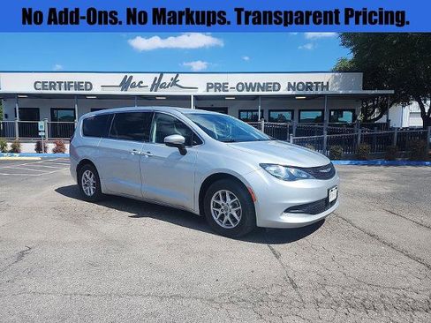 Used 2023 Chrysler Voyager LX FWD image 1