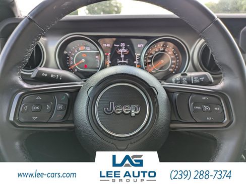 Used 2018 Jeep Wrangler Unlimited Sport S AWD/4WD image 21