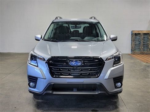 Certified 2023 Subaru Forester Premium image 3