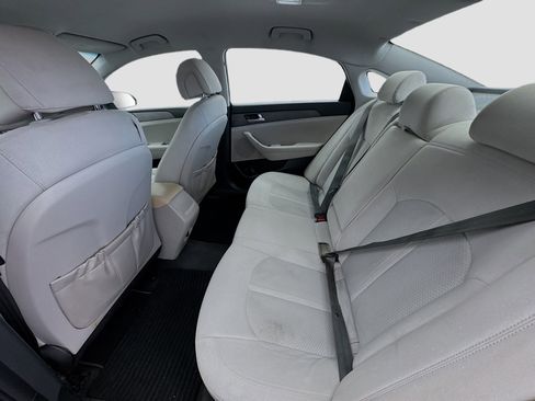 Used 2017 Hyundai Sonata SE image 13