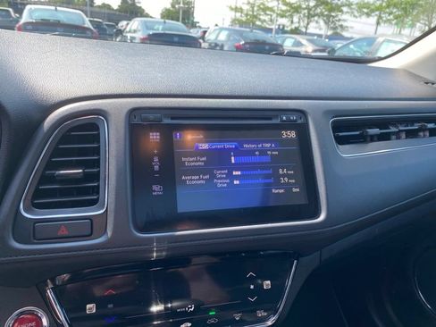 Used 2018 Honda HR-V EX image 25