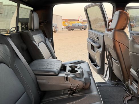 Used 2025 RAM 1500 Limited image 43