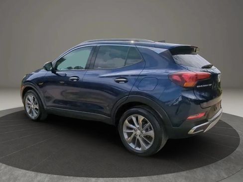 Used 2023 Buick Encore GX Essence w/ Experience Buick Package FWD image 2
