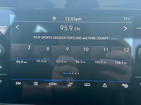 Used 2026 Volkswagen Jetta SE FWD image 22