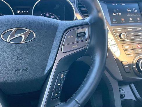 Used 2017 Hyundai Santa Fe Sport image 19