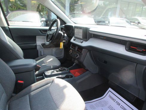 Used 2023 Ford Maverick XLT w/ XLT Luxury Package FWD image 16