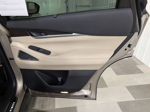 Used 2025 INFINITI QX60 Sensory image 28