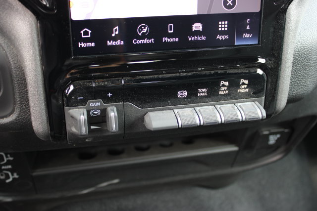 Used 2025 RAM 3500 Tradesman AWD/4WD image 28