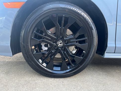 Used 2025 Honda Odyssey Sport-L image 27