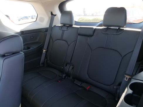 New 2025 Honda Pilot Touring image 15