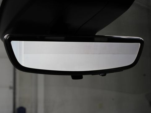 Used 2023 Chevrolet Silverado 1500 ZR2 w/ Technology Package image 28