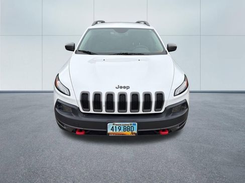 Used 2015 Jeep Cherokee Trailhawk w/ Cold Weather Group AWD/4WD image 10