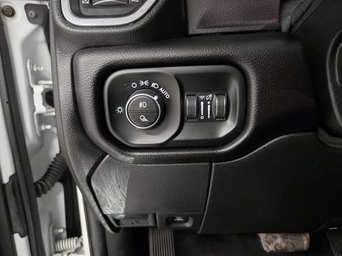 Used 2023 RAM 2500 Laramie AWD/4WD image 16