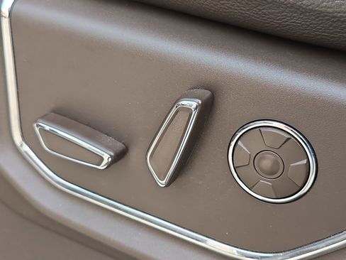 Used 2016 Ford F150 King Ranch w/ Equipment Group 601A Luxury image 12