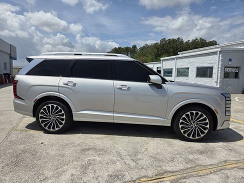 Used 2026 Hyundai Palisade Calligraphy image 4