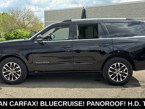 Used 2025 Ford Expedition Platinum AWD/4WD image 4