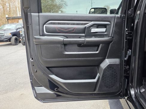 Used 2020 RAM 2500 Big Horn w/ Level 2 Equipment Group image 27