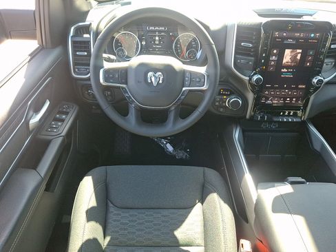 New 2026 RAM 1500 Big Horn AWD/4WD image 8