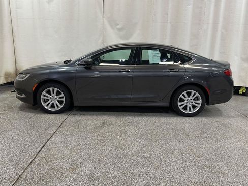 Certified 2016 Chrysler 200 Limited w/ Convenience Group FWD image 2
