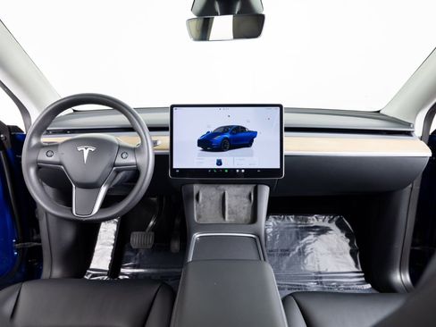 Used 2024 Tesla Model Y Long Range image 29