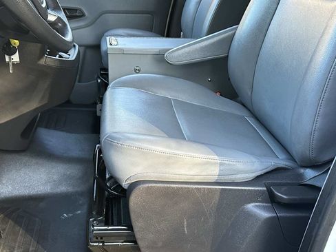 Used 2019 Ford Transit 150 130 Low Roof image 10