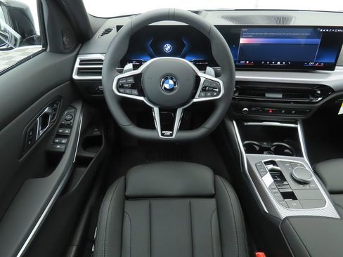 New 2026 BMW 330i 330i w/ M Sport Package image 10