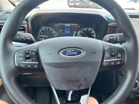 Used 2024 Ford Maverick Lariat w/ FX4 Off-Road Package AWD/4WD image 24